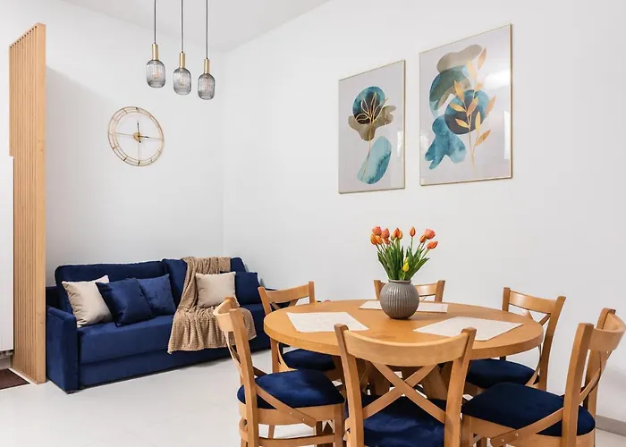 Premium Splendid Old Town Suites - By Upstairs